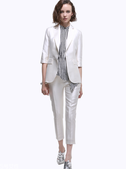 今年流行什么顏色西裝？這三款讓你帥氣逼人