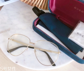 gucci平光鏡多少錢？明星都在戴的同款平光鏡