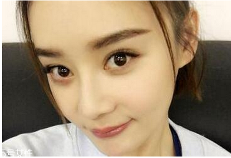 燙睫毛會(huì)對(duì)睫毛有損傷嗎 燙睫毛的壞處 燙睫毛會(huì)對(duì)睫毛有損傷嗎 燙睫毛的壞處