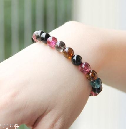 碧璽手鏈戴哪只手？碧璽佩戴有講究