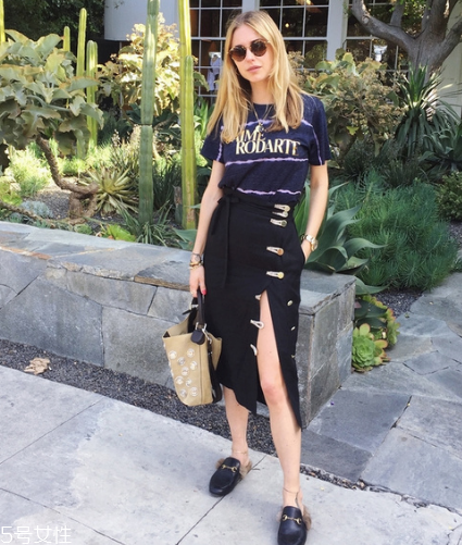 t恤領口太小怎么辦？t恤領子小了修改方法