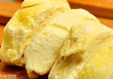 榴蓮干和鮮榴蓮哪個(gè)好 榴蓮干的鮮榴蓮的區(qū)別 榴蓮干和鮮榴蓮哪個(gè)好 榴蓮干的鮮榴蓮的區(qū)別