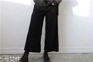 微胖女生穿什么褲子好看？最適合微胖身材的三款褲子