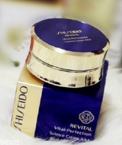 資生堂面霜和蘭蔻塑顏雪花霜哪個好 兩款面霜使用測評 資生堂面霜和蘭蔻塑顏雪花霜哪個好 兩款面霜使用測評