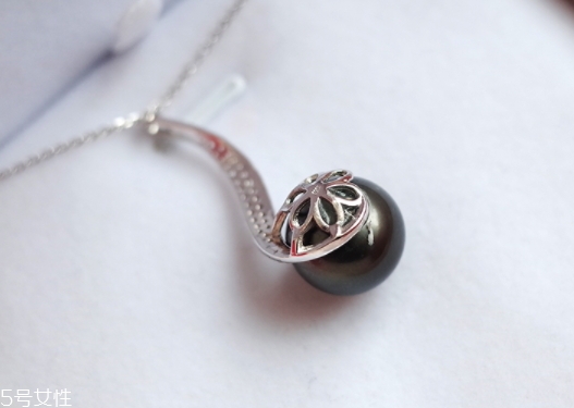 大溪地黑珍珠什么顏色最好？不同顏色大溪地黑珍珠等級