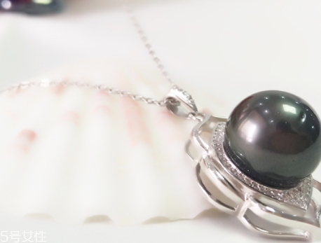 大溪地黑珍珠多少錢一顆？