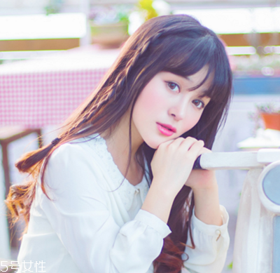 2022年流行的發(fā)型女生 適合自己的發(fā)型才最美 2022年流行的發(fā)型女生 適合自己的發(fā)型才最美