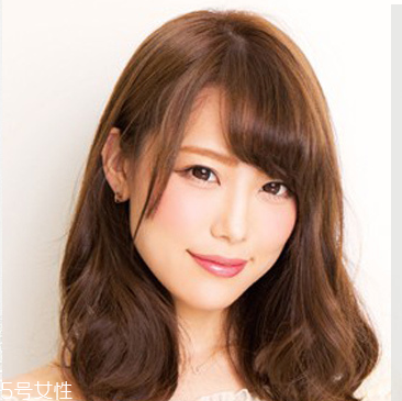 外翻短發(fā)適合什么臉型 2018外翻短發(fā)發(fā)型圖片 外翻短發(fā)適合什么臉型 2018外翻短發(fā)發(fā)型圖片