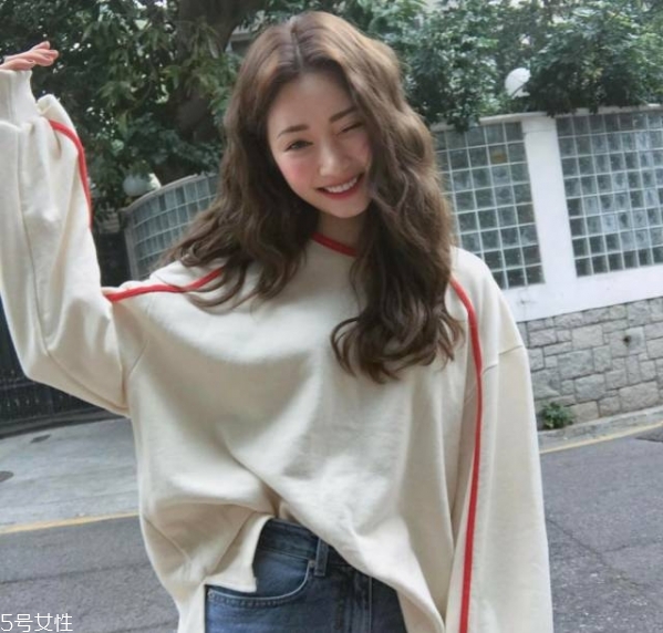 泡面頭適合什么臉型 2022泡面頭發(fā)型圖片 泡面頭適合什么臉型 2022泡面頭發(fā)型圖片