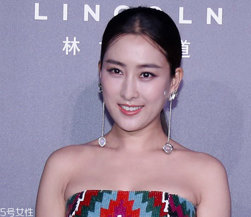 微風劉海適合什么臉型 微風劉海打理教程