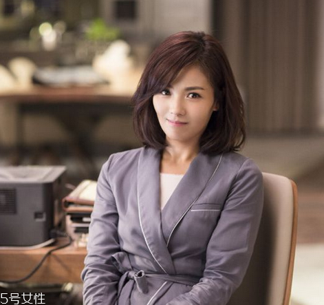 lob頭是剪的還是燙的 根據(jù)臉型選lob發(fā)型 lob頭是剪的還是燙的 根據(jù)臉型選lob發(fā)型