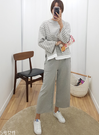 小白鞋會越穿越大嗎？小白鞋會不會變大