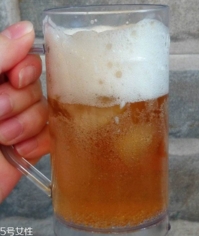 熊貓王啤酒好喝不好喝？熊貓王啤酒口味實測