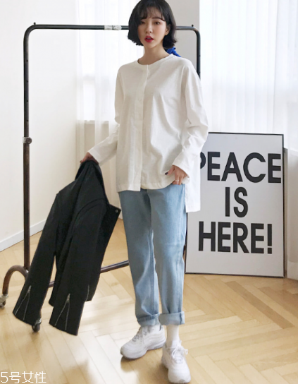 小白鞋被踩了怎么辦？教你拯救小白鞋上的腳印