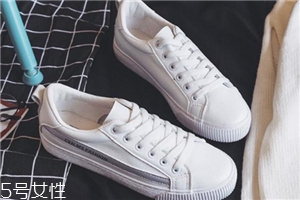 小白鞋被踩了怎么辦？教你拯救小白鞋上的腳印