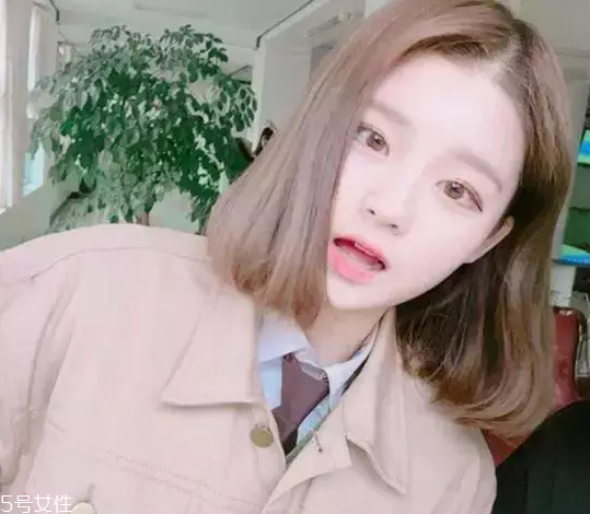 2022最流行的短發(fā)發(fā)型女圖片 2022年春夏流行發(fā)型推薦 2022最流行的短發(fā)發(fā)型女圖片 2022年春夏流行發(fā)型推薦