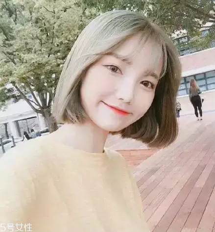 2022最流行的短發(fā)發(fā)型女圖片 2022年春夏流行發(fā)型推薦 2022最流行的短發(fā)發(fā)型女圖片 2022年春夏流行發(fā)型推薦