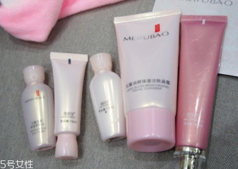 美膚寶和御泥坊哪個好？美膚寶和御泥坊品牌對比