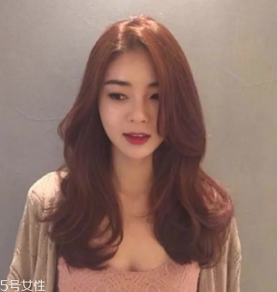 2018年流行什么樣的卷發(fā) 流行卷發(fā)發(fā)型推薦 2018年流行什么樣的卷發(fā) 流行卷發(fā)發(fā)型推薦