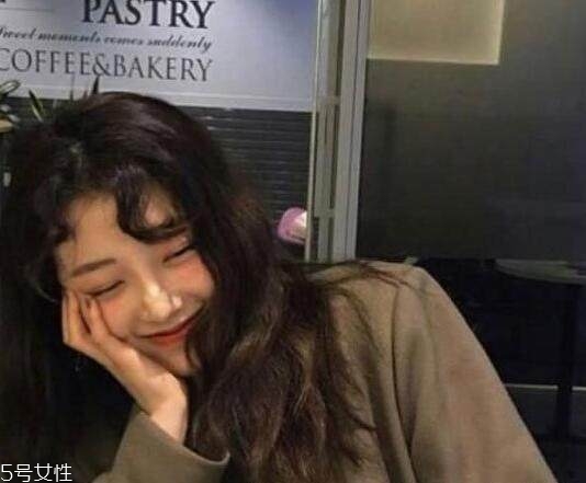 2022年最流行的卷發(fā) 流行卷發(fā)發(fā)型推薦 2022年最流行的卷發(fā) 流行卷發(fā)發(fā)型推薦