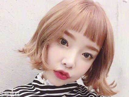 2018夏天顯臉小的短發(fā)發(fā)型 短發(fā)造型圖欣賞 2018夏天顯臉小的短發(fā)發(fā)型 短發(fā)造型圖欣賞