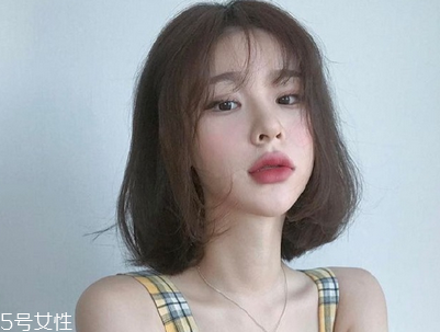 2018夏天顯臉小的短發(fā)發(fā)型 短發(fā)造型圖欣賞 2018夏天顯臉小的短發(fā)發(fā)型 短發(fā)造型圖欣賞