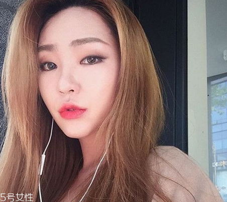 2018年流行什么顏色的頭發(fā) 2018最火的頭發(fā)顏色 2018年流行什么顏色的頭發(fā) 2018最火的頭發(fā)顏色