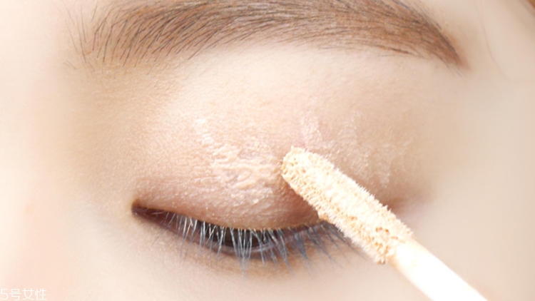 北極星仿妝怎么畫 北極星眼妝詳細(xì)簡單教程 北極星仿妝怎么畫 北極星眼妝詳細(xì)簡單教程