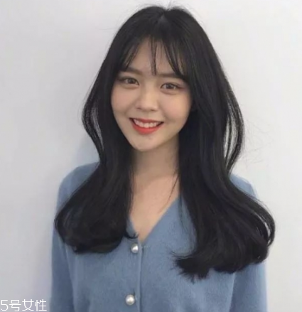 2018年流行什么樣的卷發(fā) 流行卷發(fā)發(fā)型推薦 2018年流行什么樣的卷發(fā) 流行卷發(fā)發(fā)型推薦