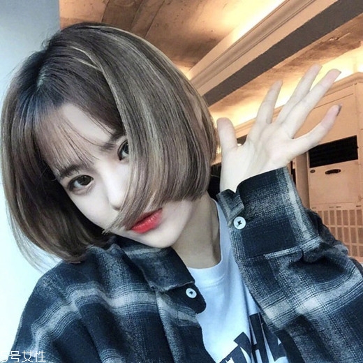 2018韓國流行發(fā)色 2018年熱門頭發(fā)顏色推薦 2018韓國流行發(fā)色 2018年熱門頭發(fā)顏色推薦