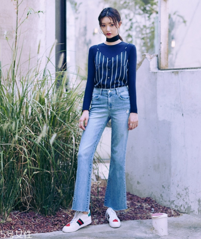 小白鞋有點(diǎn)頂腳怎么辦？小白鞋頂腳的解決方案