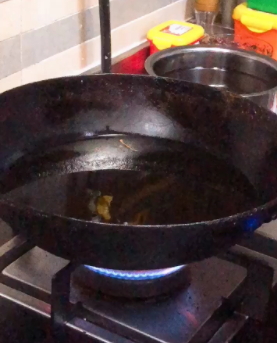 沸騰蝦油放多少？沸騰蝦油什么時(shí)候放