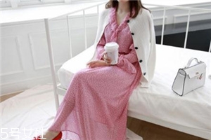 雪紡連衣裙搭配什么外套？雪紡連衣裙搭配外套技巧