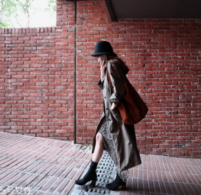 雪紡連衣裙搭配什么外套？雪紡連衣裙搭配外套技巧