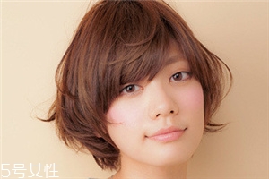 頭發(fā)多的女生適合什么短發(fā) 頭發(fā)多適合發(fā)型 頭發(fā)多的女生適合什么短發(fā) 頭發(fā)多適合發(fā)型