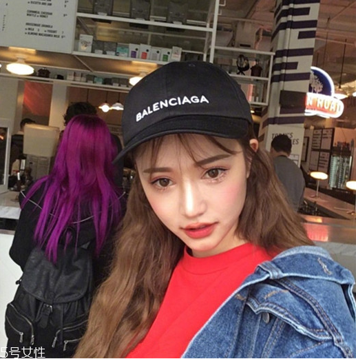 自己在家如何染發(fā) 2018年最火最流行的發(fā)型顏色盤點 自己在家如何染發(fā) 2018年最火最流行的發(fā)型顏色盤點