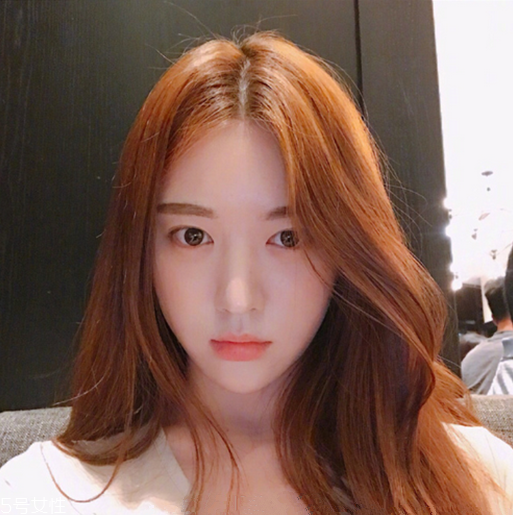 自己在家如何染發(fā) 2018年最火最流行的發(fā)型顏色盤點 自己在家如何染發(fā) 2018年最火最流行的發(fā)型顏色盤點