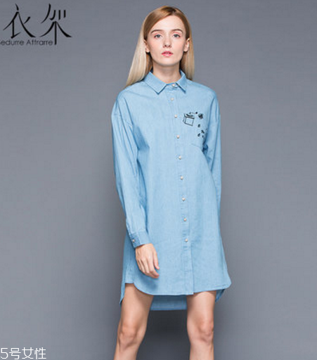 中長(zhǎng)款襯衫怎么搭配？中長(zhǎng)款襯衫搭配技巧