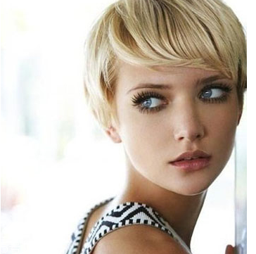 頭發(fā)多的女生適合什么短發(fā) 頭發(fā)多適合發(fā)型 頭發(fā)多的女生適合什么短發(fā) 頭發(fā)多適合發(fā)型