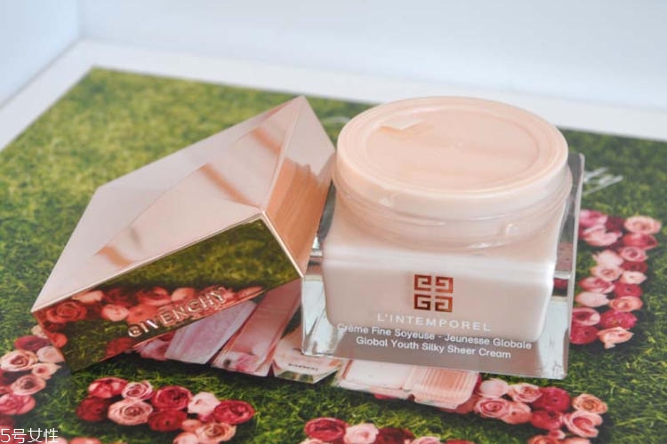 40歲抗衰老面霜有哪些 2022最好的抗衰面霜 40歲抗衰老面霜有哪些 2022最好的抗衰面霜