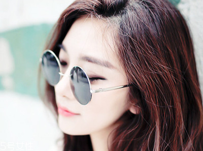 2022年最流行顯白發(fā)色 2022頭發(fā)顏色大全圖片 2022年最流行顯白發(fā)色 2022頭發(fā)顏色大全圖片