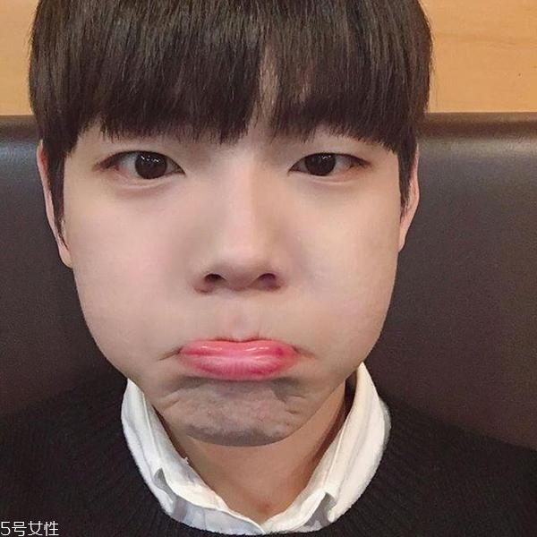 單眼皮男生適合什么發(fā)型 單眼皮男生也可以很帥 單眼皮男生適合什么發(fā)型 單眼皮男生也可以很帥