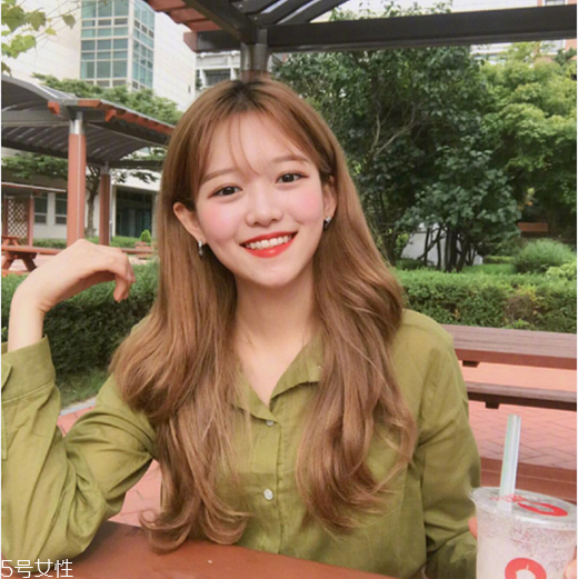 2018韓國流行發(fā)色 2018年熱門頭發(fā)顏色推薦 2018韓國流行發(fā)色 2018年熱門頭發(fā)顏色推薦