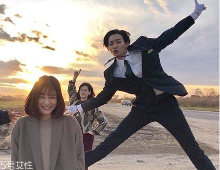 劉胡蘭發(fā)型是什么樣的 劉胡蘭發(fā)型適合臉型 劉胡蘭發(fā)型是什么樣的 劉胡蘭發(fā)型適合臉型