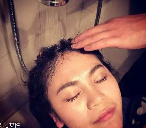 臟辮多久洗一次 臟辮是這樣養(yǎng)護(hù)的 臟辮多久洗一次 臟辮是這樣養(yǎng)護(hù)的