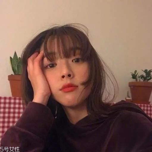 怎么用卷發(fā)棒卷水波紋 水波紋卷發(fā)教程 怎么用卷發(fā)棒卷水波紋 水波紋卷發(fā)教程