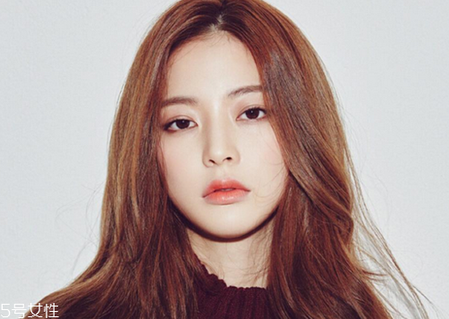 2018韓國流行發(fā)色 2018年熱門頭發(fā)顏色推薦 2018韓國流行發(fā)色 2018年熱門頭發(fā)顏色推薦