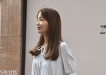 2022年最流行顯白發(fā)色 2022頭發(fā)顏色大全圖片 2022年最流行顯白發(fā)色 2022頭發(fā)顏色大全圖片