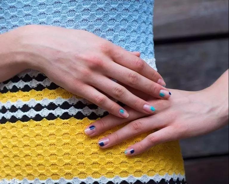 2018人魚姬美甲圖片 人魚姬美甲2018新款式 2018人魚姬美甲圖片 人魚姬美甲2018新款式