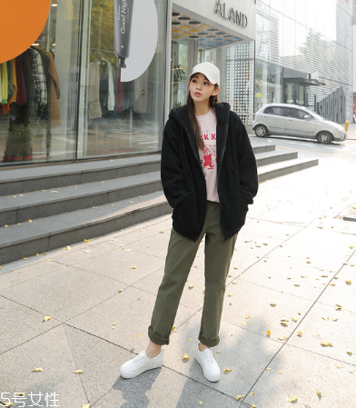 小白鞋鞋帶臟了怎么辦？小白鞋鞋帶的清洗方法